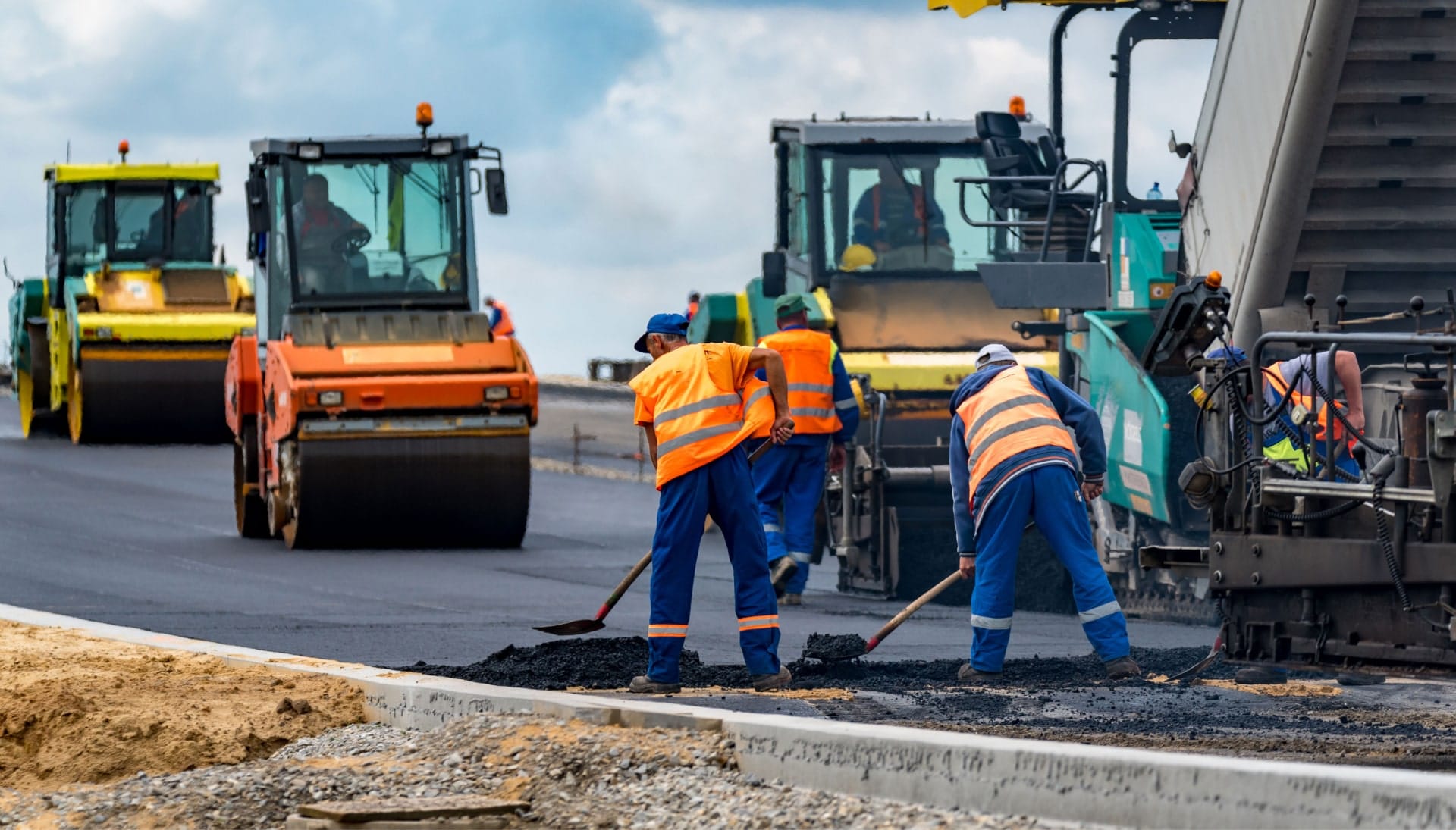 Reliable asphalt construction services in Lubbock, TX for various projects.